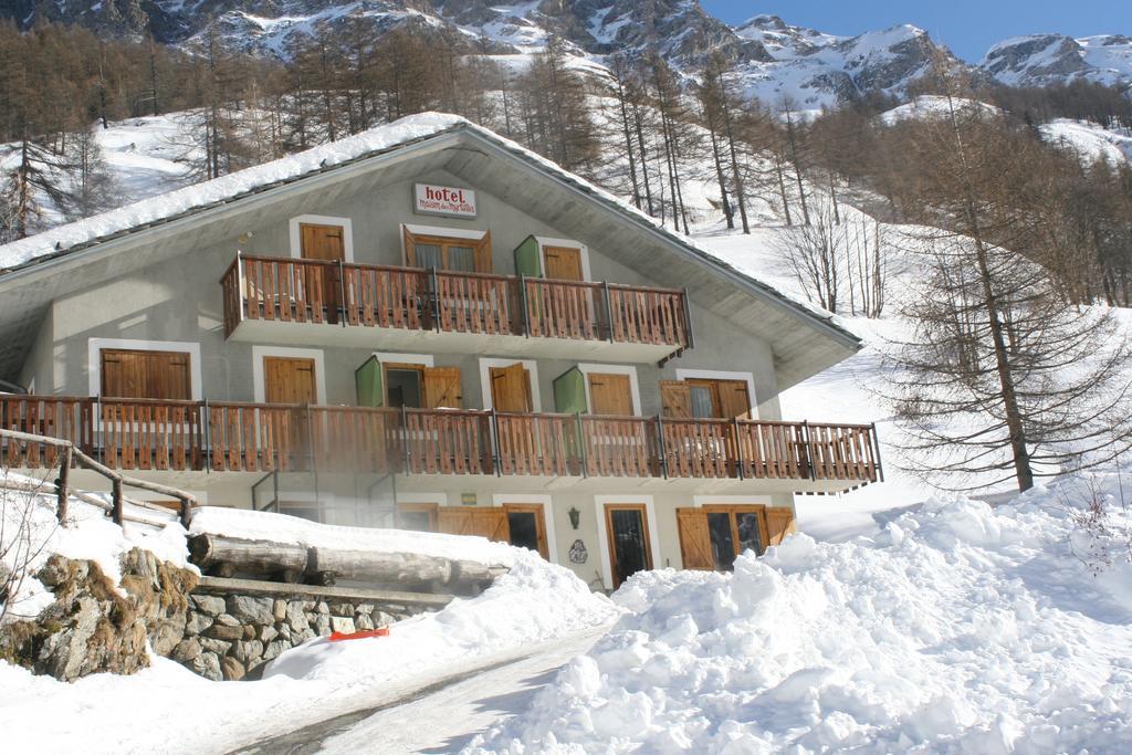 Maison Des Myrtilles Valgrisenche Exterior foto